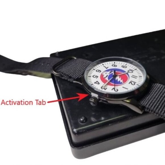 Limited Edition Grateful Dead Analog Watch Black Band Illuminating Hands NWT - Picture 3 of 11